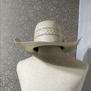 Stylish Cream Cowboy Hat